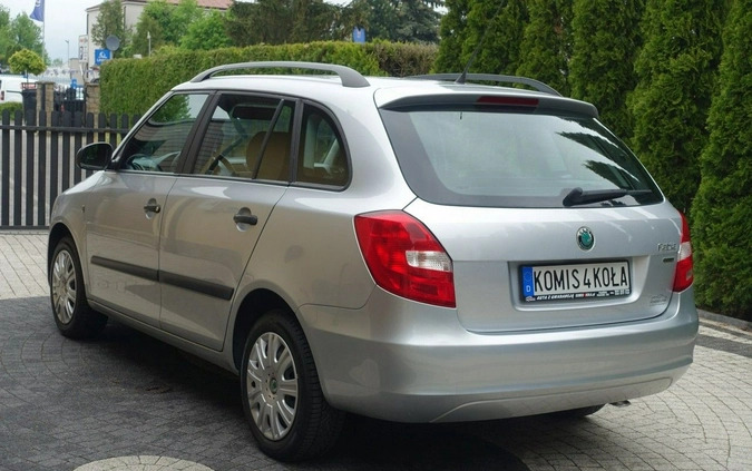 Skoda Fabia cena 18900 przebieg: 142000, rok produkcji 2012 z Tyczyn małe 172